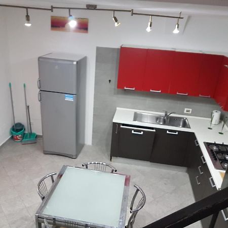 Апартаменты Casa N 2 Con Parcheggio Privato E Colonnina Ricarica Ливорно Экстерьер фото