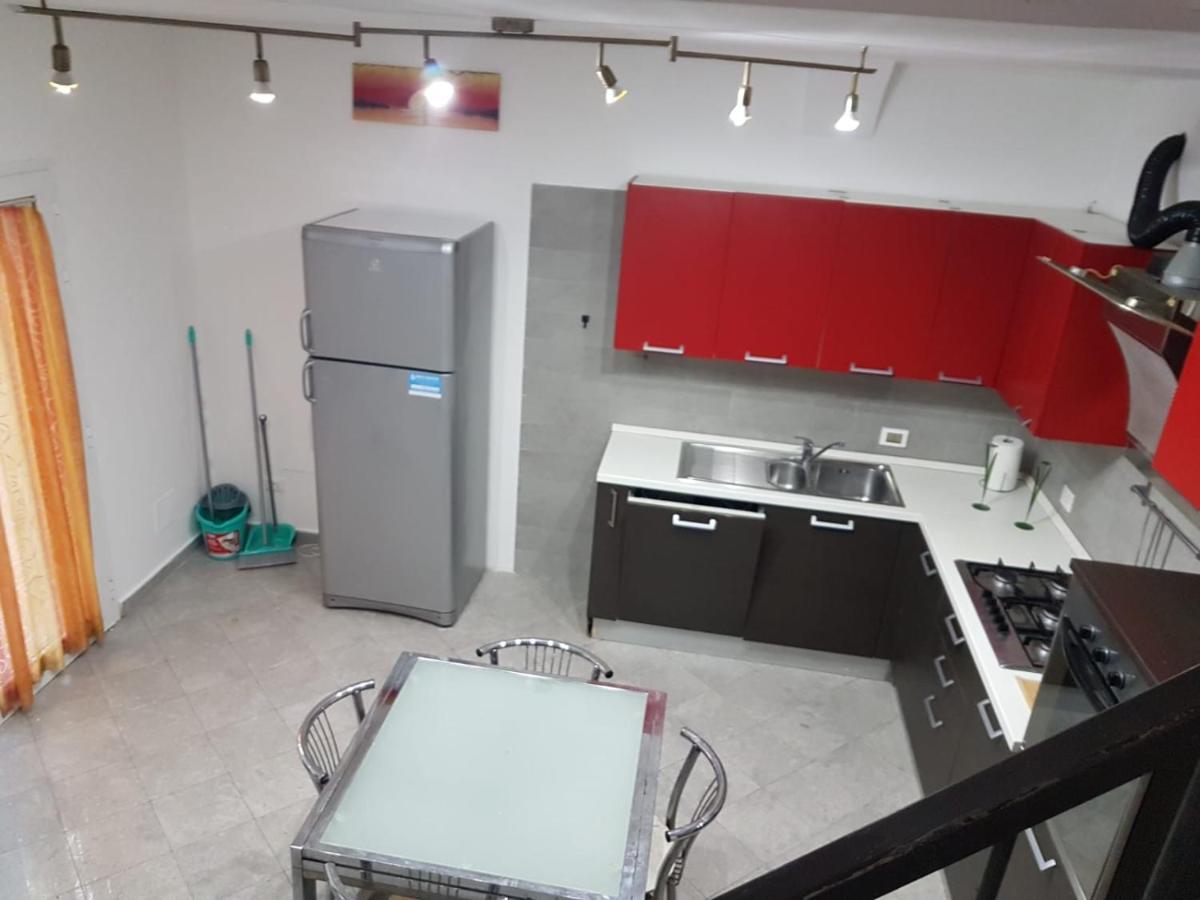 Апартаменты Casa N 2 Con Parcheggio Privato E Colonnina Ricarica Ливорно Экстерьер фото